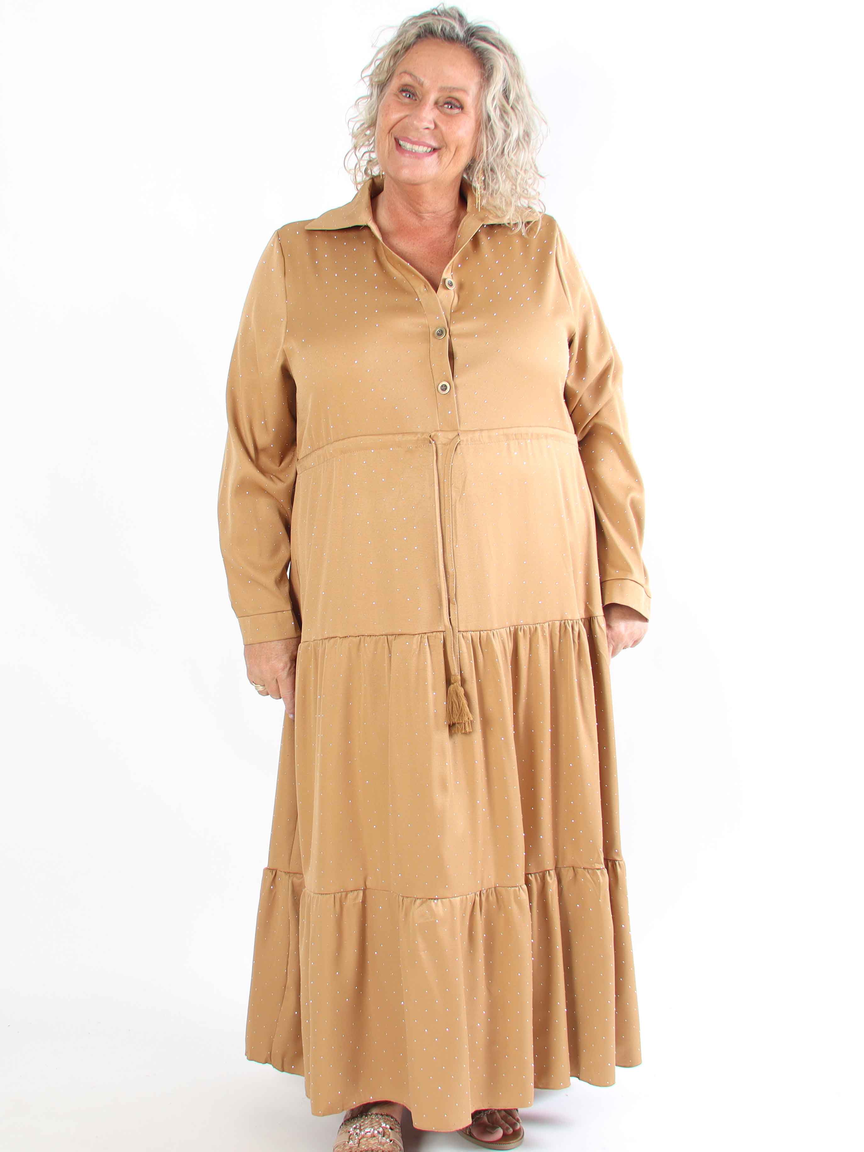 Starlight - Plus size-klänning med lager-på-lager-look utsmyckad med volanger